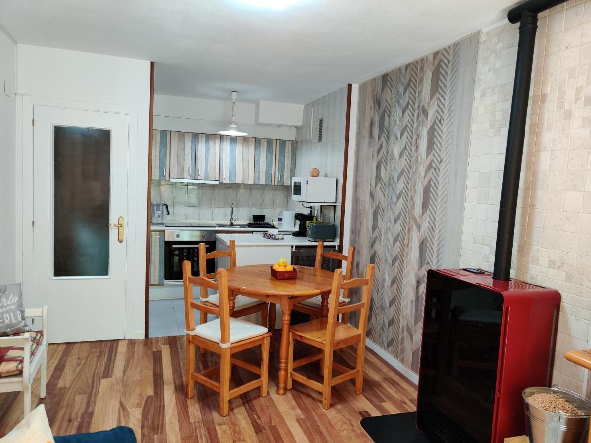 Apartamento VUT Leo Pixel Canfranc Estación Exterior foto