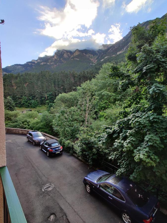 Apartamento VUT Leo Pixel Canfranc Estación Exterior foto